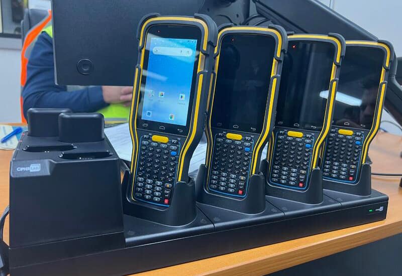 CipherLab docking and charging for cold rated scanners
